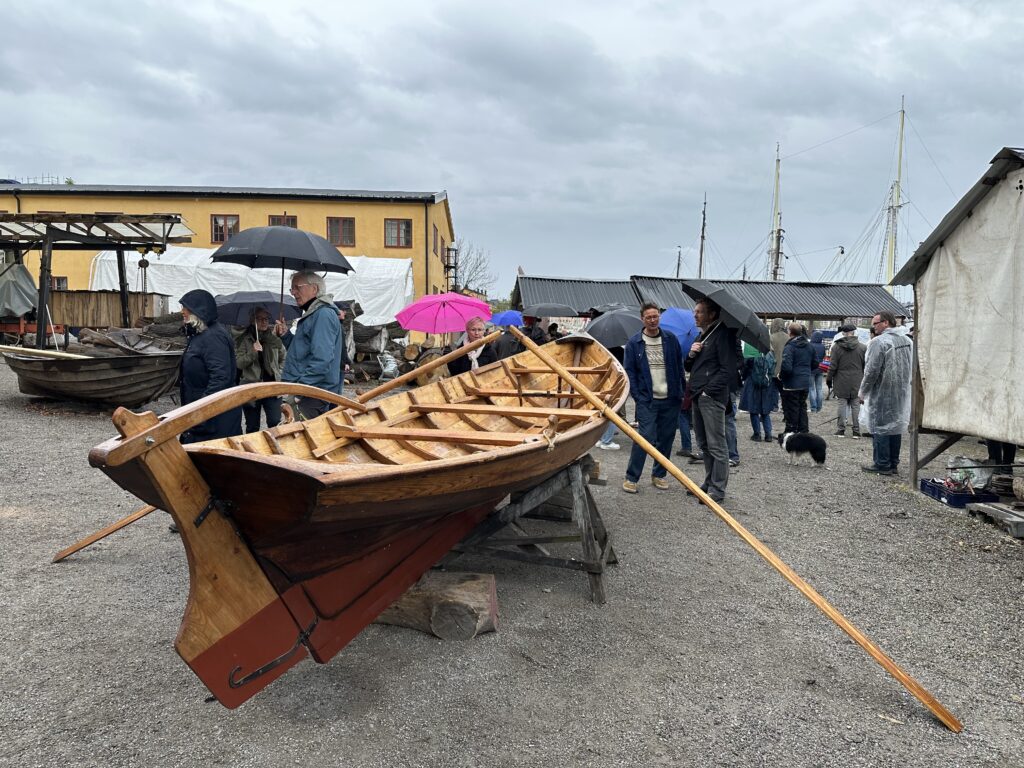 Sedan vikingatiden – och ännu tidigare – har nordiska båtbyggare använt klinkteknik. Den 14 december 2021 skrevs klinkbåtstraditionen i Norden in på Unescos representativa lista över mänsklighetens immateriella kulturarv. Foto: Martin Prieto Beaulieu