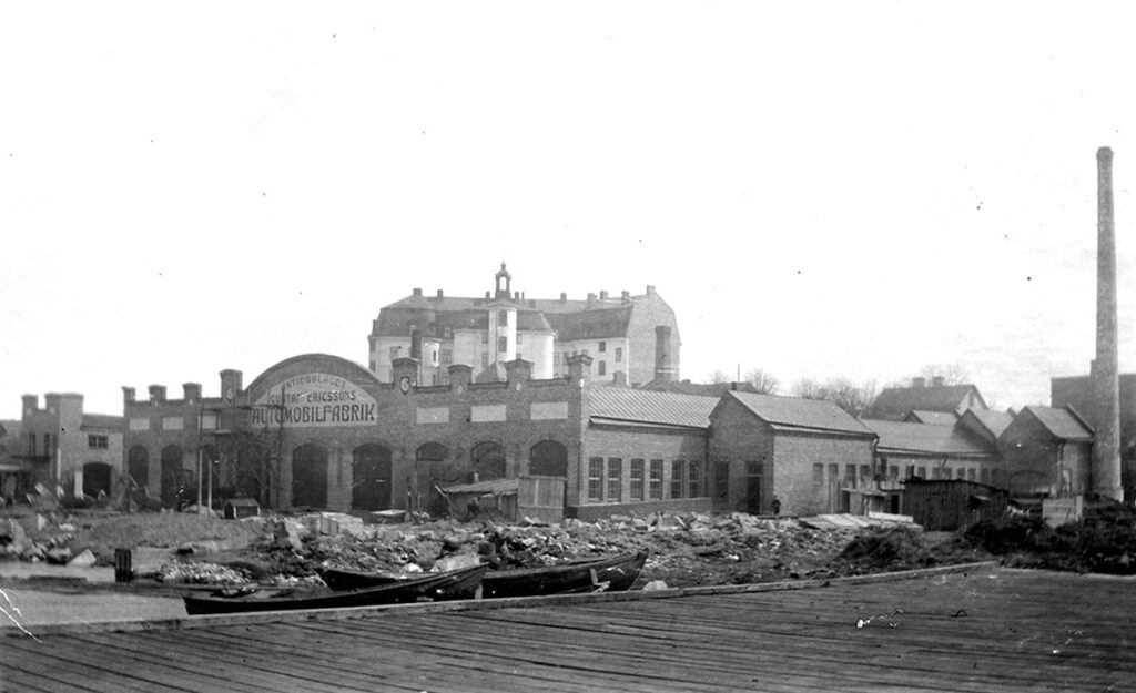 Vi Tre byggdes 1907 på Gustaf Ericssons Automobilfabrik (GEA) i Liljeholmen, där C.G. Pettersson då var varvschef. Foto: Tekniska museet