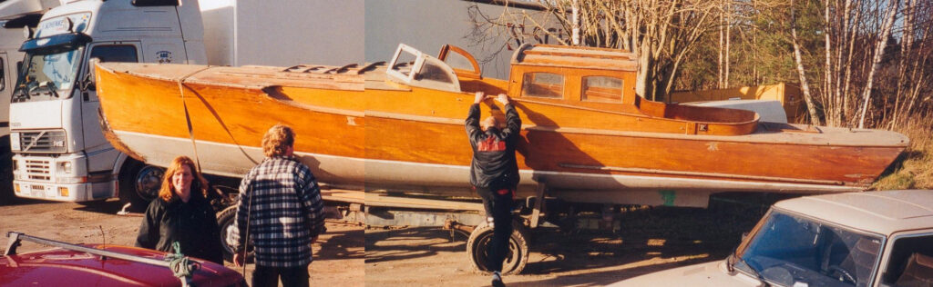 Raket hittades upptagen på land i Södertälje, i risigt skick – en del ser bara problem, andra ser möjligheten till en framtida uppståndelse. Foto: Loris Charter