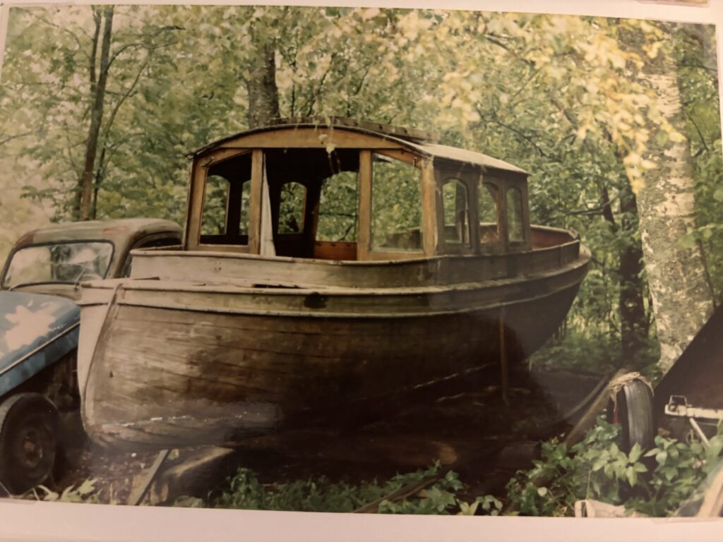 Vi Tre var ”verkligen illa medfaren” efter omkring 20 år på land, länge utan täckning – men Anders Grahn såg inte bara problemen utan möjligheterna. Det är en sällsynt blick, och ännu mer sällsynt är förmågan att hålla fast vid en vision och förverkliga den, även när det ser som svårast ut i början. Foto: Anders Grahn