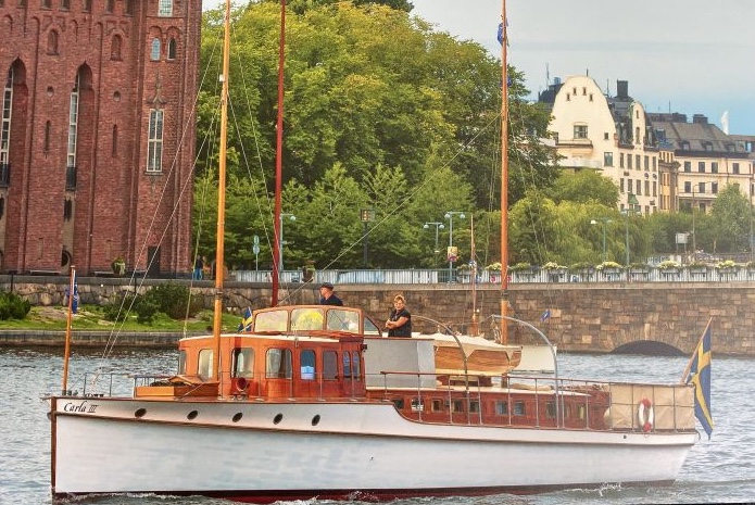 Carla III från 1917 är en elegant representant för C.G. Petterssons salongsbåtar. Foto: Bo Ljungberg