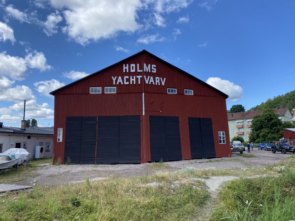 AB Tore Holms Yachtvarv i Gamleby, där CIAMI byggdes. En historisk plats och en självklar båthistorisk destination. Foto: Martin Prieto Beaulieu